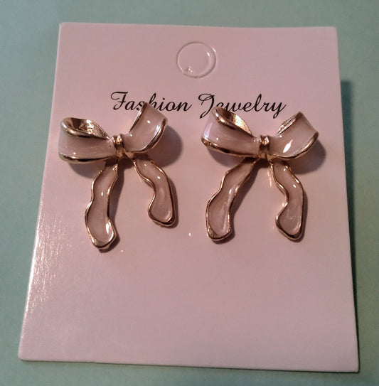 Pale Pink Bow Earrings